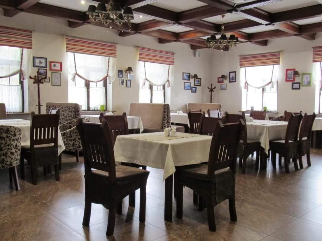 Hotel And Restaurant Complex Lubokray Pereyaslav-Khmelʼnytsʼkyy Екстериор снимка